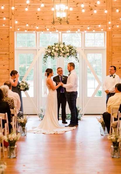 bride-groom-wedding-ceremony